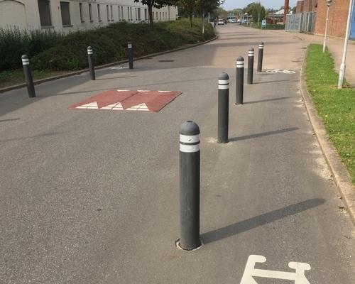 TDJ Nedgravningspullert fra trafikgummi.dk - pullert til nedgravning