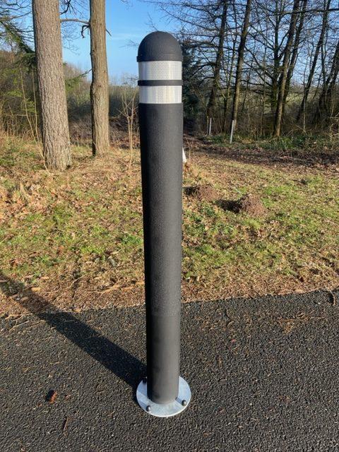TDJ Pullert 140cm i fleksibel gummi - monteret på fast beslag.